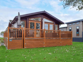 River Meets Lodge